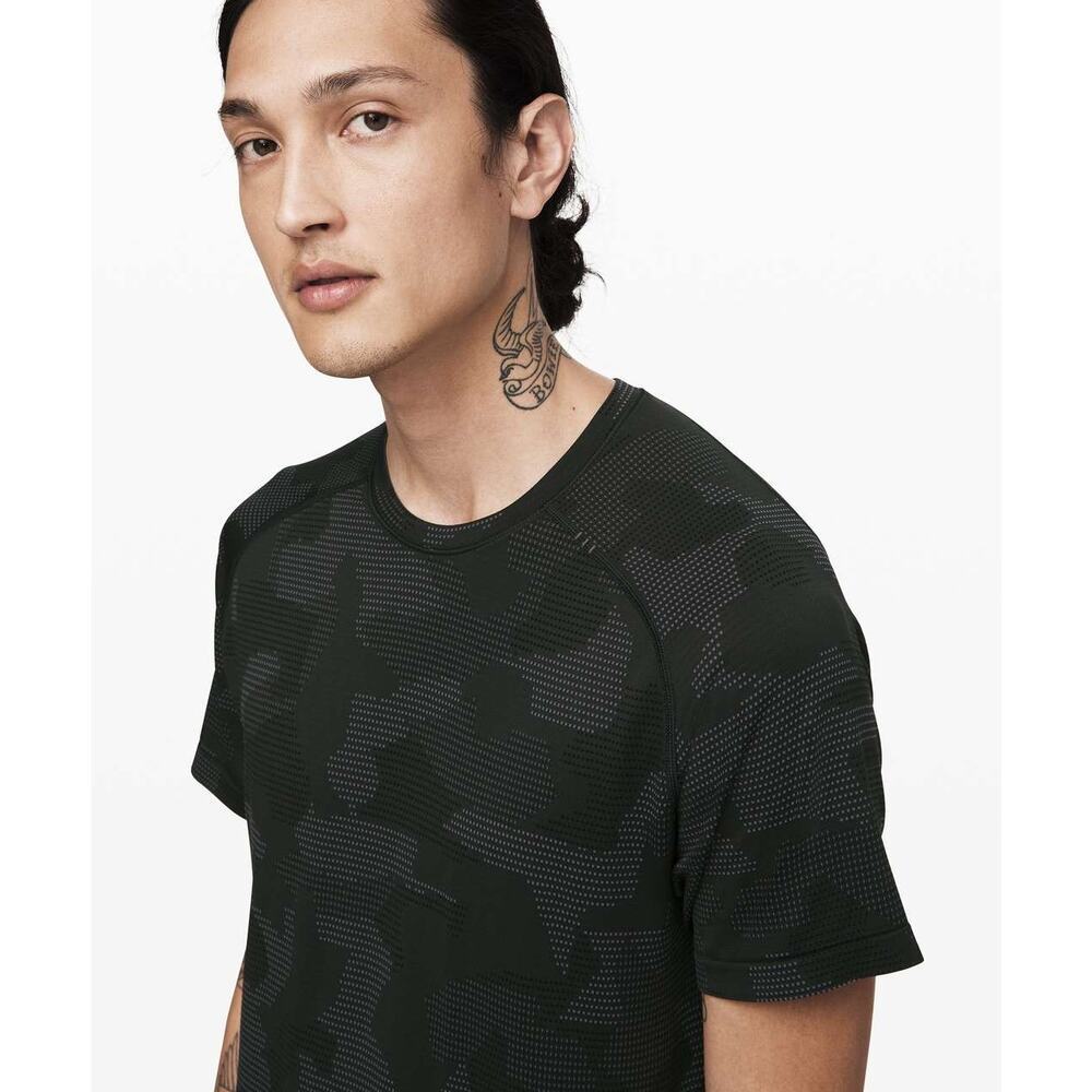 Lululemon Men's Metal Vent Tech Short Sleeve Geo Camo Size Small - Picture 3 of 10